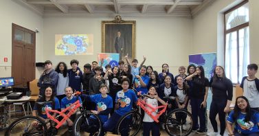 Alunos coletam mais de 430 litros de óleo usado